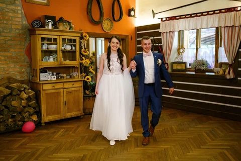 Příchod novomanželů na hostinu, Obora Trpišov