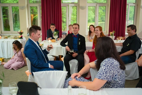 Ženich ochutnává různá piva, hotel Lepold