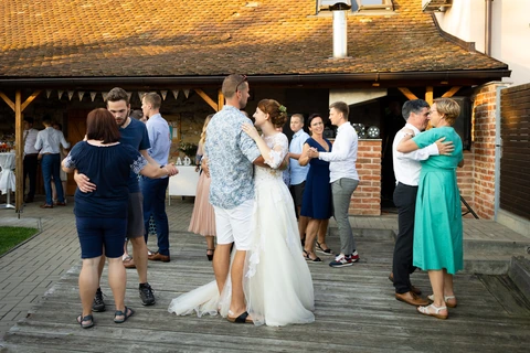 Tancování na svatbě