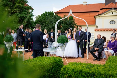 Obřad, chrast u chrudimi