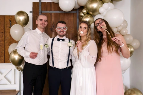 Legrační portrét s dekoracemi