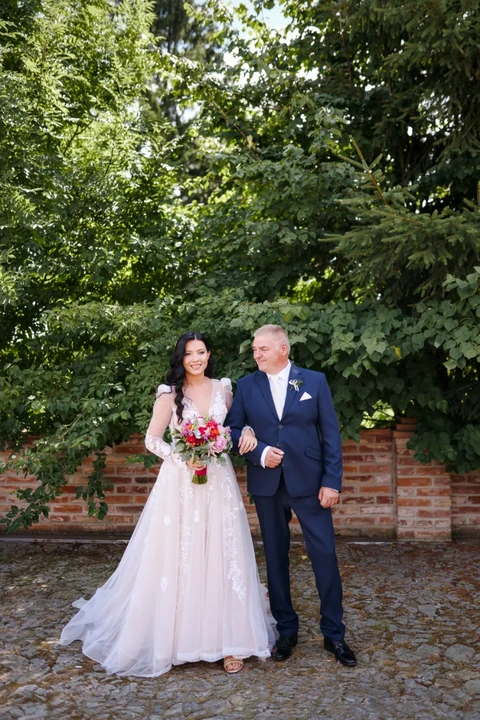 Nevěsta s tatínkem, Dašické sklepy