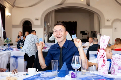 Svatební tombola