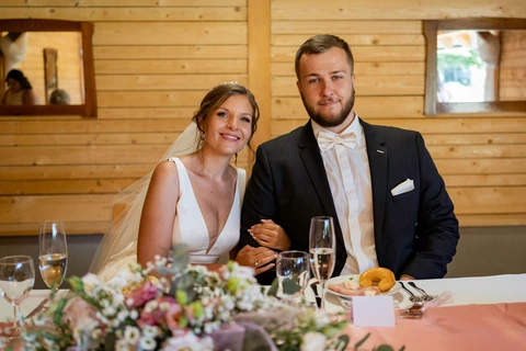 Portrét nevěsty a ženicha na hostině, zámeček Klokočov