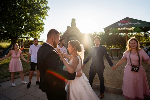 První svatební tanec, nevěsty a ženicha