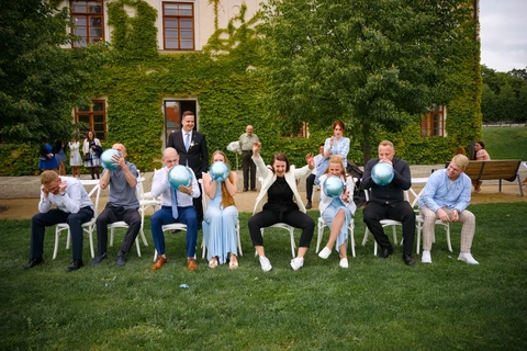Hra Rok s novomanželi