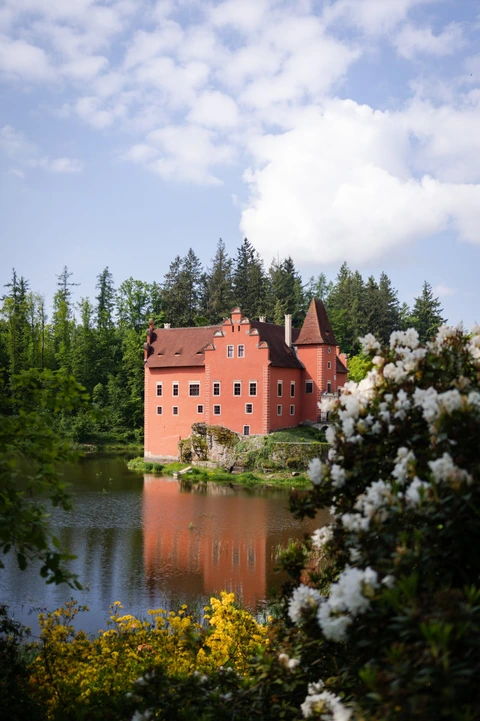 Zámek Červená Lhota