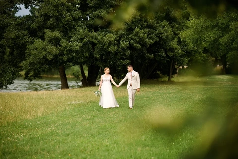 Vybrané a nejzajímavější svatební fotografie roku 2025