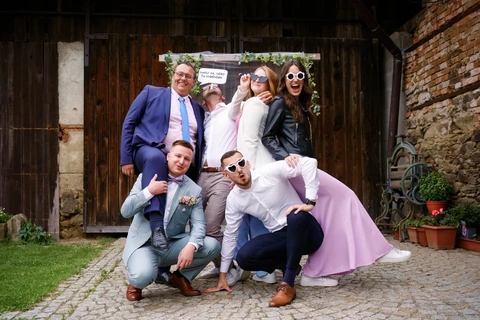 Vybrané a nejzajímavější svatební fotografie roku 2025
