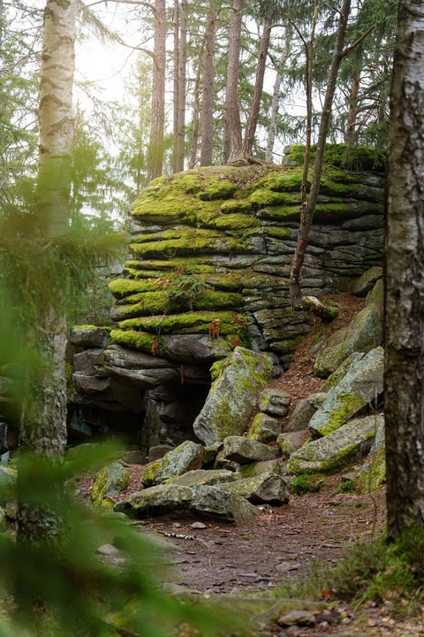 Soví skály, Sklářská Poruba